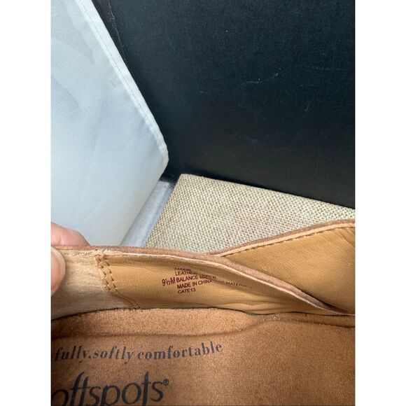 Soft Spots Suede Mary Jane Heels Size 9.5 Light Brown - Picture 7 of 9